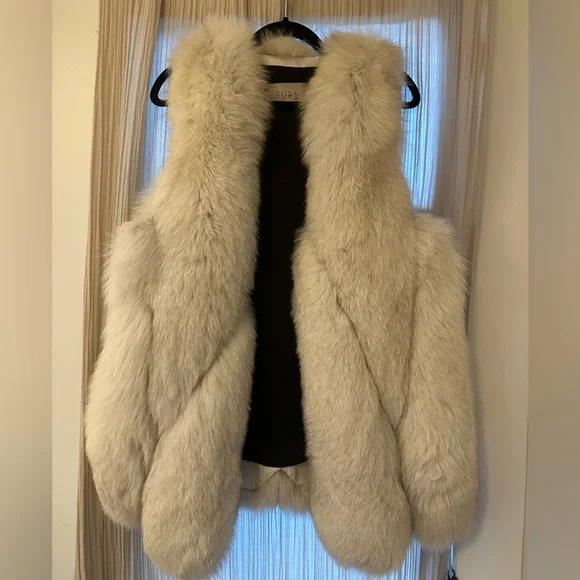 CLASSIC FOX FUR VEST - Picture 4 of 13